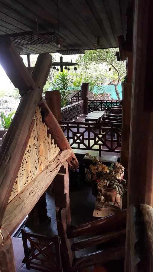 Ruean Mai Chai Khlong Amphawa Eksteriør billede