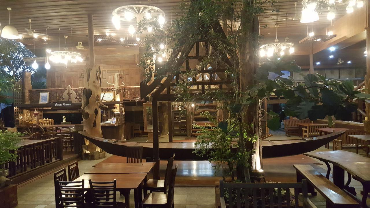 Ruean Mai Chai Khlong Amphawa Eksteriør billede